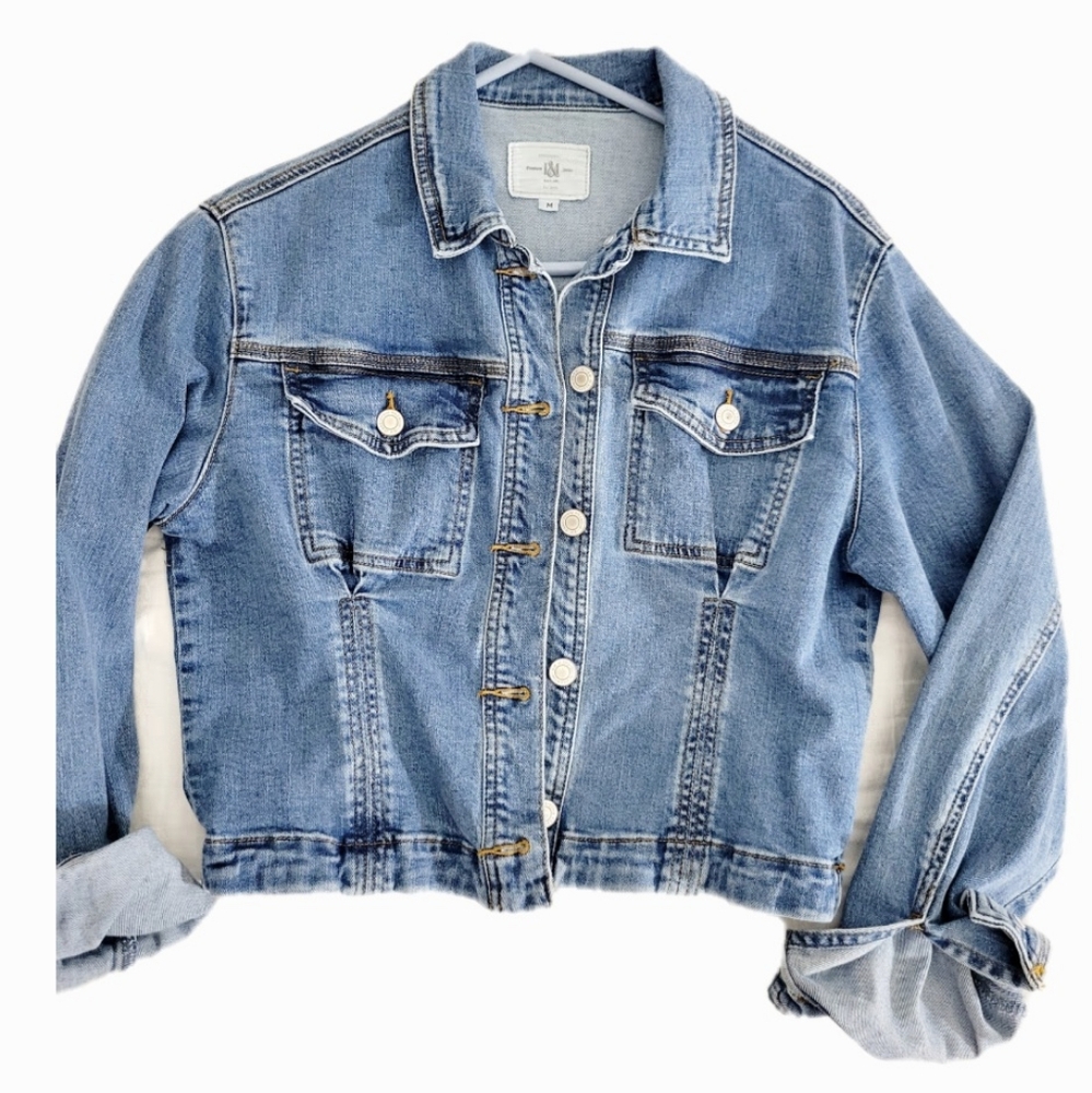 Womens Denim (Jean) Jacket